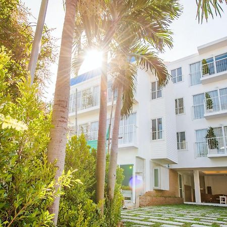 Baan Kangmung Hua Hin On The Beach Exterior photo