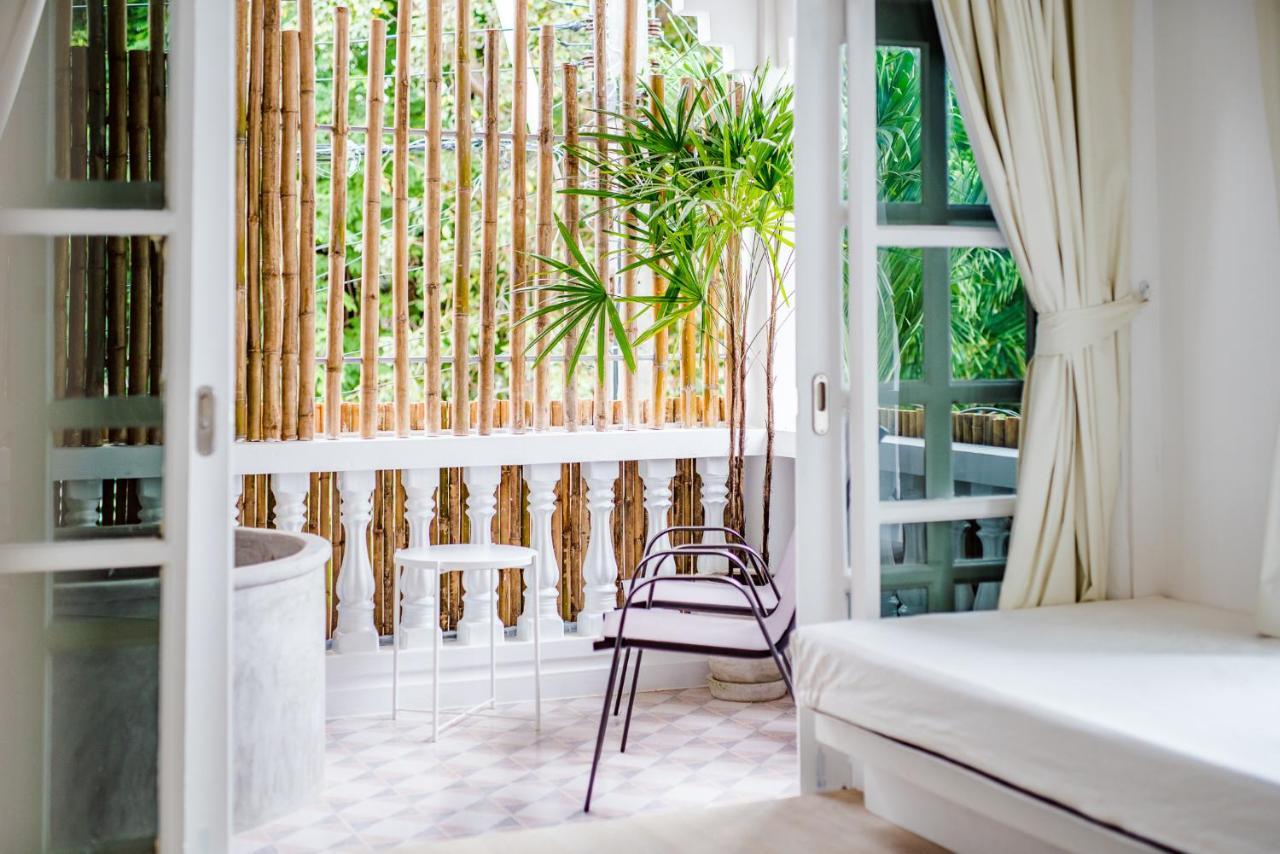 Baan Kangmung Hua Hin On The Beach Exterior photo