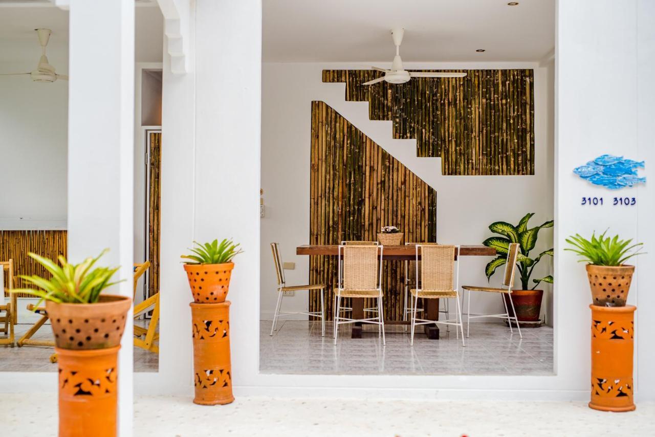 Baan Kangmung Hua Hin On The Beach Exterior photo